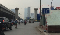 Biển báo được rẽ phải, lái xe “ngơ ngác” khi bị phạt