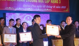 Bố tiền vệ Tuấn Anh: “Không được đá SEA Games…càng tốt”