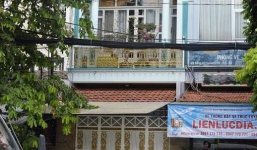 Video: Chồng giết vợ chỉ vì không được đón con