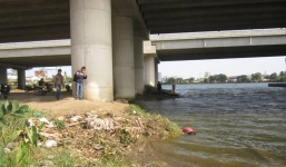 Nghi án đôi nam nữ chở xác người vứt giữa trung tâm TP.HCM