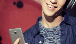 3 smartphone nguyên khối, cấu hình tốt , giá tầm 6 đến 8 triệu đồng