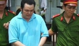 Hàng chục phụ nữ bị vưỡng bẫy tình của gã đại úy công an dởm