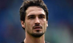 M.U đàm phán mua Mats Hummels, lỡ mục tiêu Clyne