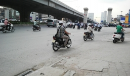 Vụ biển báo “bẫy” người ở ngã tư: Phản hồi của cơ quan chức năng