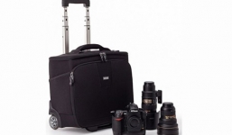Lý do không nên để máy ảnh vào hành lý trên máy bay