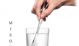 Siêu bàn chải đánh răng không cần dùng kem vẫn sạch