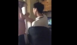 Clip: Phẫn nộ đứa con nghiện game 'chống trả' mẹ