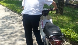 Bí thư huyện đi xe biển 999.99 thuộc diện... chưa được cấp