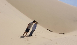 Bkav đưa smartphone BPhone đi “tắm nắng” Phan Thiết