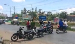 Video: Công an chặn bắt đối tượng buôn thuốc lá lậu như phim hành động