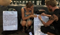 Cặp đôi đi du lịch khắp châu Á suốt 7 tháng bị cướp gây xôn xao