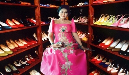 Người cô vợ giàu có, siêu quyền lực của bố chồng Hà Tăng