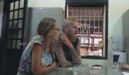 Biểu hiện lạ của 2 du khách nước ngoài bị cướp 400 USD tại Hà Nội