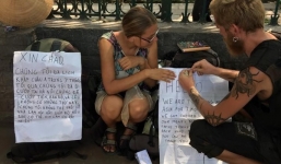 Hé lộ lời khai của cặp đôi đi du lịch Châu Á suốt 7 tháng bị cướp sạch