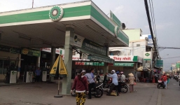 Bị cướp nửa tỷ đồng trong cốp xe khi đổ xăng