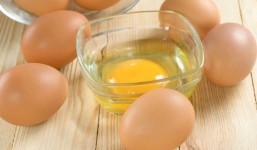 Bí quyết làm đẹp bằng trứng gà nhanh và hiệu quả nhất