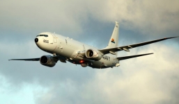 Nóng: Video máy bay do thám Mỹ tiến sát bãi đá bị Trung Quốc cải tạo 