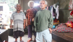 Bốn đời làm chú lùn, hấp hối bố dặn cố lấy 'Bạch tuyết'