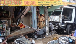 Phút xe tải tông sập nhà dân, 2 người bị vùi lấp qua lời kể của nhân chứng