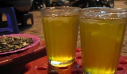 Hiểm họa “đáng sợ” về trà đá vỉa hè bạn nên biết