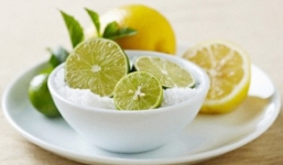 Cách làm trắng răng đơn giản tại nhà 