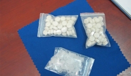 Cô dâu bàng hoàng vì chú rể bị bắt trước ngày cưới