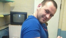 Khoe cơ bắp trên facebook, nhận thêm án phạt tù