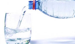 Sai lầm khi uống nước đun sôi để nguội gây nguy hại sức khỏe