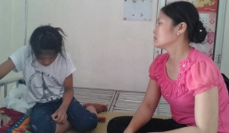 Mong ước có bạn chơi cùng của nữ sinh mắc bệnh 'da trâu'