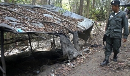 Cận cảnh mồ chôn tập thể hơn 300 thi thể trong trại buôn người ở Malaysia 