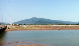 Nhảy sông, nam thanh niên đập đầu vào đá tử vong