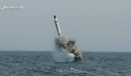 Triều Tiên tiết lộ video thử thành công tên lửa đạn đạo