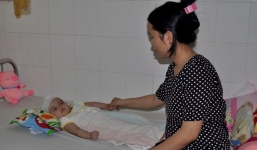 Vụ bé gái 1 tuổi ngã chấn thương sọ não: Công an vào cuộc điều tra