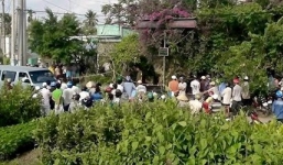 Bà chủ quán Karaoke chết bất thường với vết cắt ở cổ