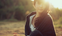 Sự thật phũ phàng sau lời cầu hôn và mối tình 'trai tân - gái nạ dòng'