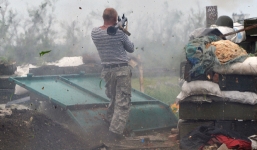 Xung đột miền đông Ukraine khiến hơn 6.400 người thiệt mạng