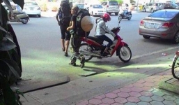 Hai khách Tây bị cướp 400 USD tại Hà Nội đã sang Trung Quốc?