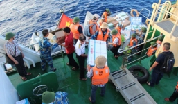 Đề xuất Bộ Quốc phòng hỗ trợ tàu mở tuyến du lịch Trường Sa