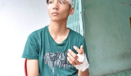 8 côn đồ truy sát một thanh niên tại trụ sở UBND phường bị khởi tố