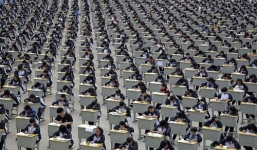 Trung Quốc chống gian lận thi cử bằng máy bay không người lái 