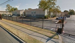 Bé gái 14 tuổi bị gia đình đánh đập, ngồi lên bụng để… phá thai