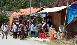 Gia cảnh nạn nhân bị đánh ghen, cứa cổ