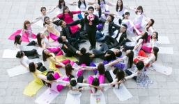 Những bộ ảnh kỷ yếu độc đáo mùa chia tay niên khóa 2015