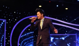 Vietnam Idol 2015 Gala 2: Trọng Hiếu được khen hát tiếng Việt tốt hơn Thanh Bùi