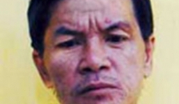 Vợ công khai ngoại tình khi chồng vướng vòng lao lý