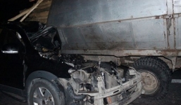 Giám đốc khách sạn tử vong vì đâm xế hộp vào xe tải