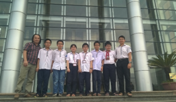 Độc giả căng sức giải bài toán khiến học sinh giỏi 'bó tay'