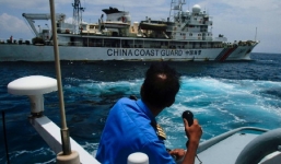 Biển Đông căng thẳng, Malaysia bất ngờ cứng rắn với Trung Quốc