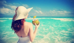 Những đối tượng 'tuyệt đối' không nên uống nước dừa