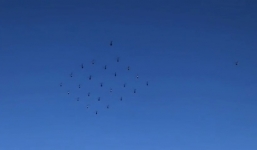 Video: Trực thăng Nga dàn đội hình, lập kỷ lục thế giới